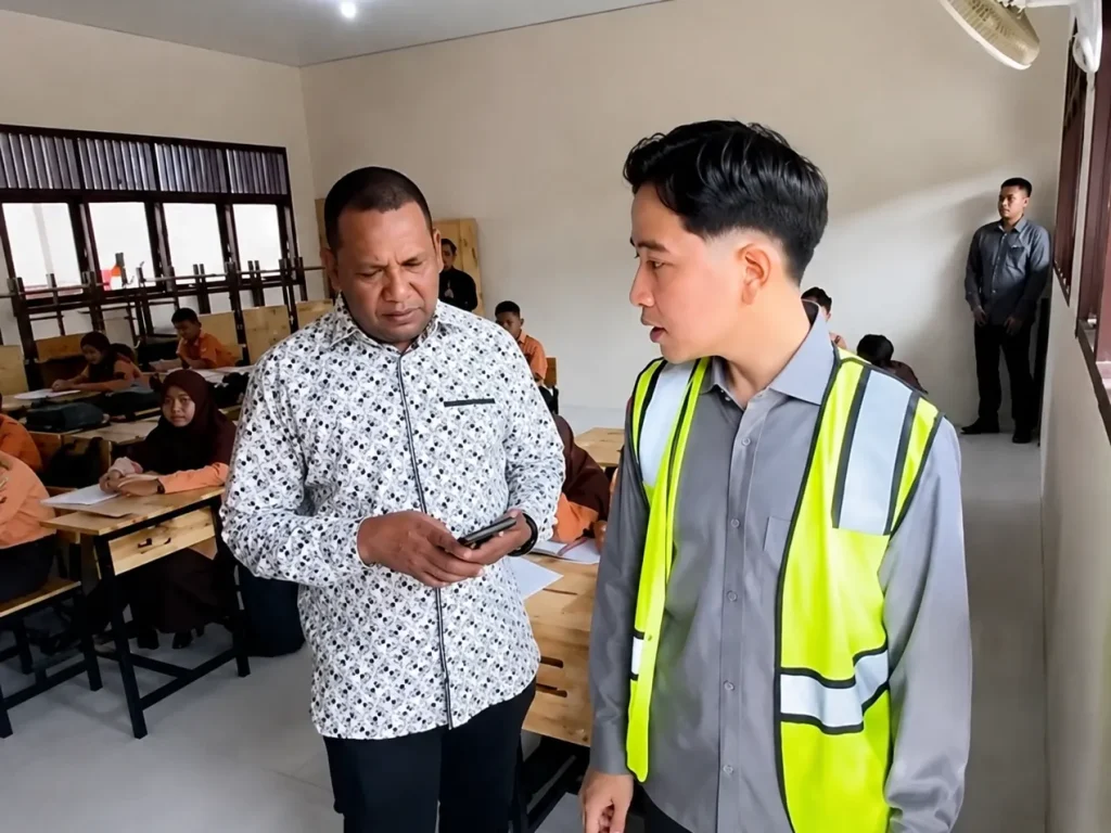 Wakil Presiden RI Gibran Rakabuming Raka meninjau hasil revitalisasi SD Negeri 7 Jangka, Kabupaten Bireuen, Aceh, Kamis (6/8/2026).