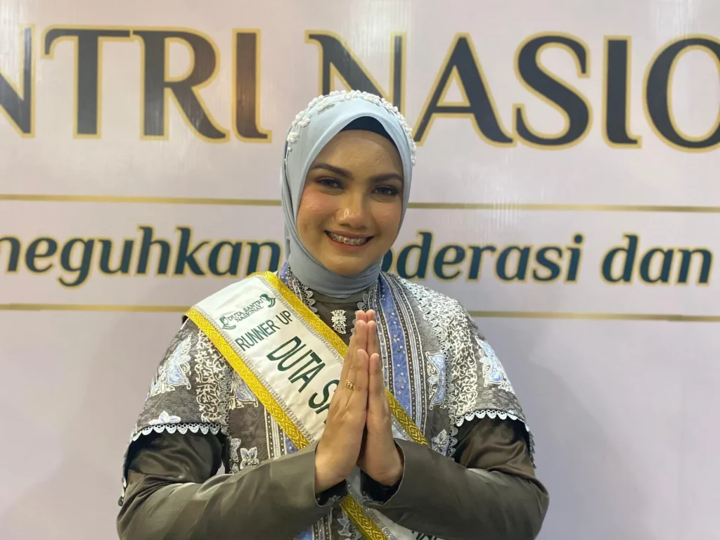 Putri Aceh Jihan Fanyra Harumkan Nama Daerah, Raih Runner-Up Duta Santri Nasional 2025