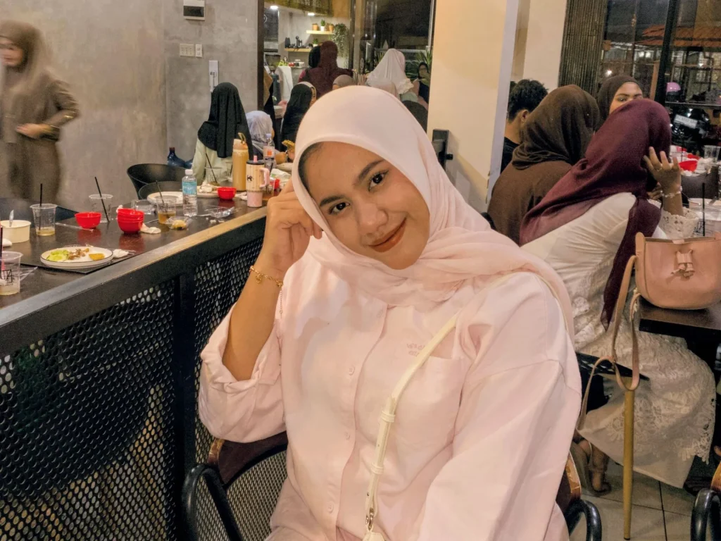 Isna Tania Salsabila
Mahasiswa Universitas Syiah Kuala, Fakultas Pendidikan Keguruan dan Ilmu Pendidikan, Prodi Pendidikan Bahasa Indonesia
