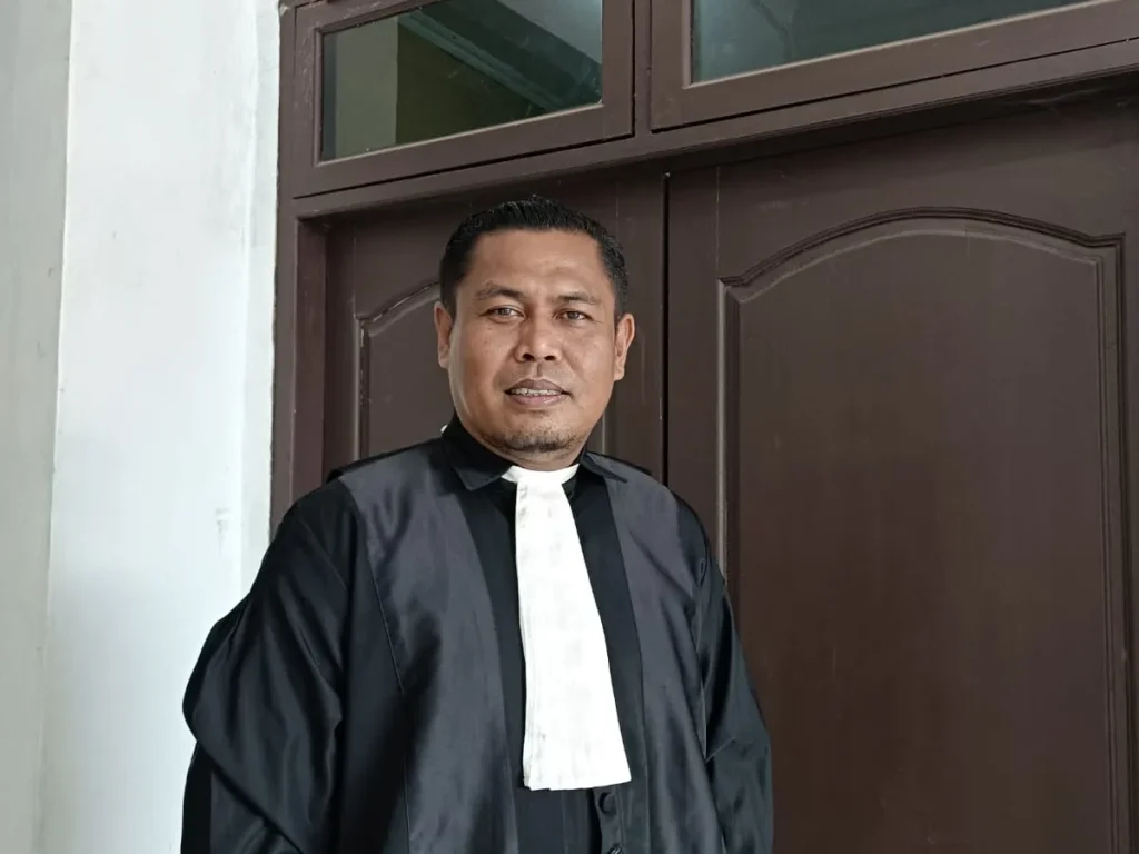 Ketua YLBH CaKRA, Fakhrurrazi