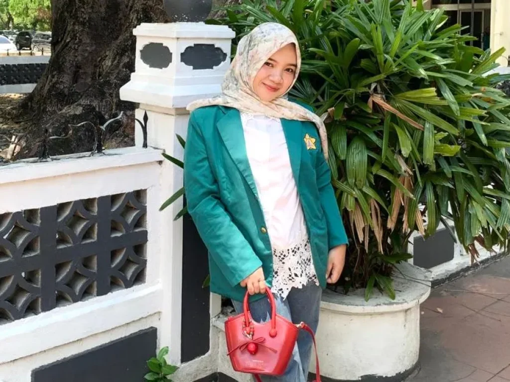 Luthfia Latifah
Mahasiswa Pendidikan Bahasa Indonesia, Fakultas Keguruan dan Ilmu Pendidikan, Universitas Syiah Kuala