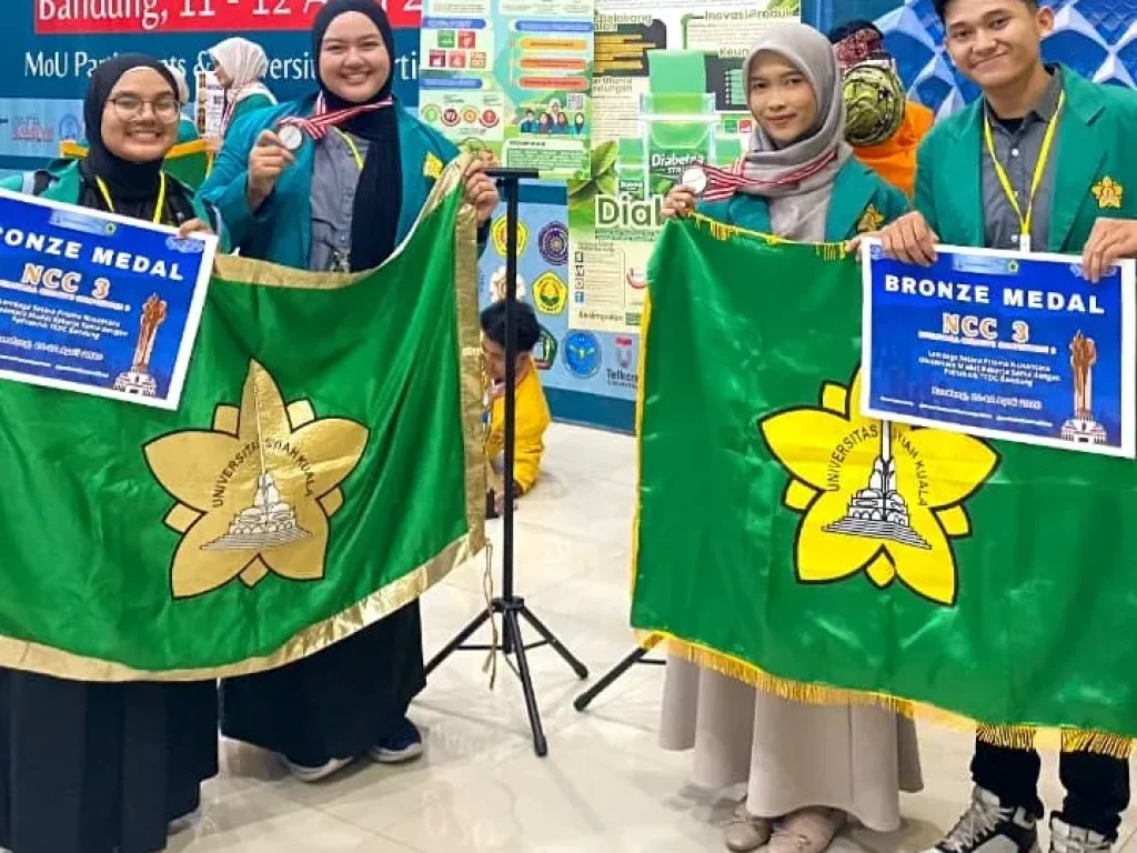 Inovasi Mahasiswa FK USK Raih Dua Bronze Medal pada Ajang Nasional NCC 3 di Bandung