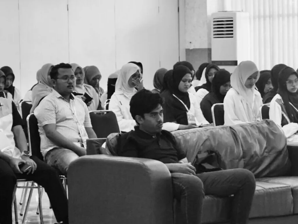 mahasiswa Nagan Raya, Raden Fadhil Rajasa