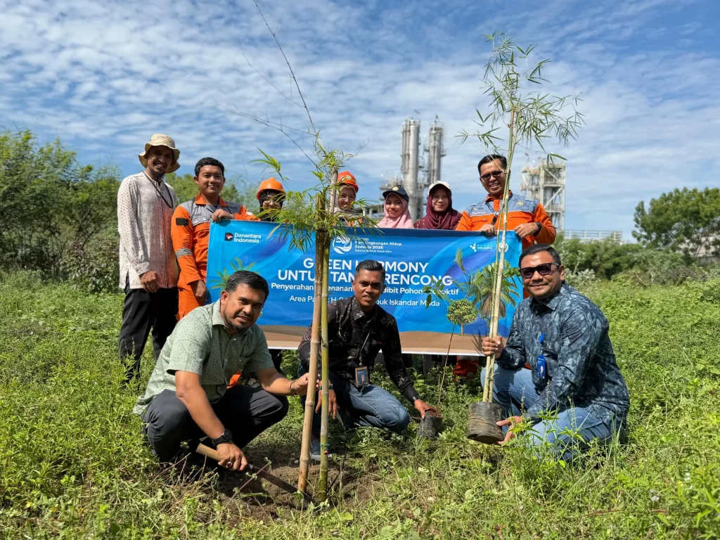 Mengusung konsep Gerakan 1 Rumah 1 Pohon, PIM mendorong setiap rumah memiliki dan merawat sedikitnya satu pohon produktif