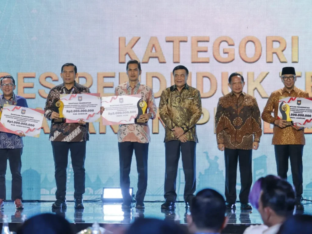 Apresiasi tersebut diterima oleh Sekretaris Daerah Aceh M. Nasir Syamaun, S.IP., MPA., mewakili Gubernur Aceh Muzakir Manaf