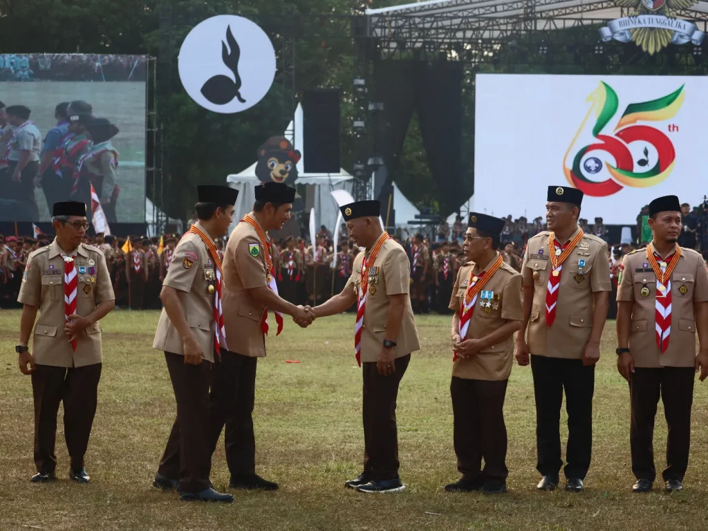Sekda Aceh Terima Lencana Melati, Penghargaan Tertinggi Gerakan Pramuka