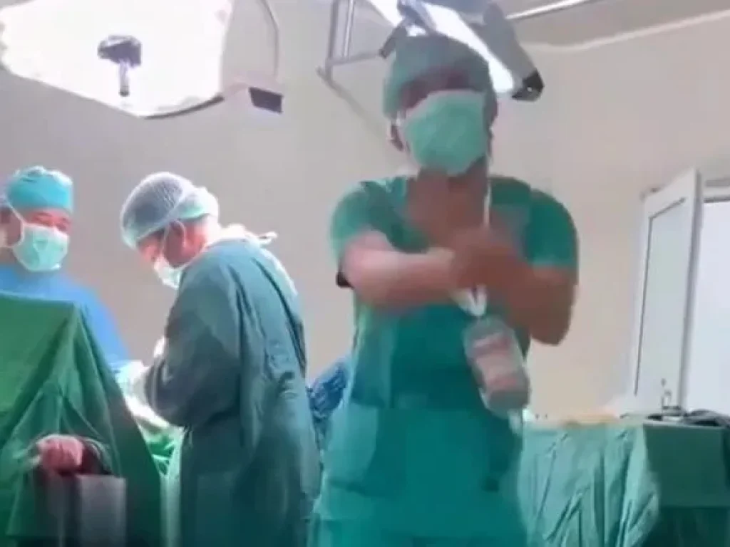 Viral Joget Saat Operasi, Perawat RSUD Datu Beru Dinonaktifkan