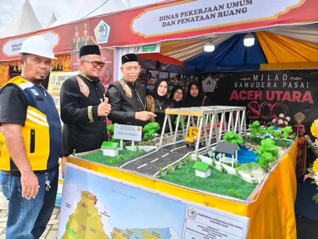 PUPR Aceh Utara Buka Dapur Informasi Pembangunan di HUT 800 Samudera Pasai, SOP Sewa Alat Berat Dipamerkan
