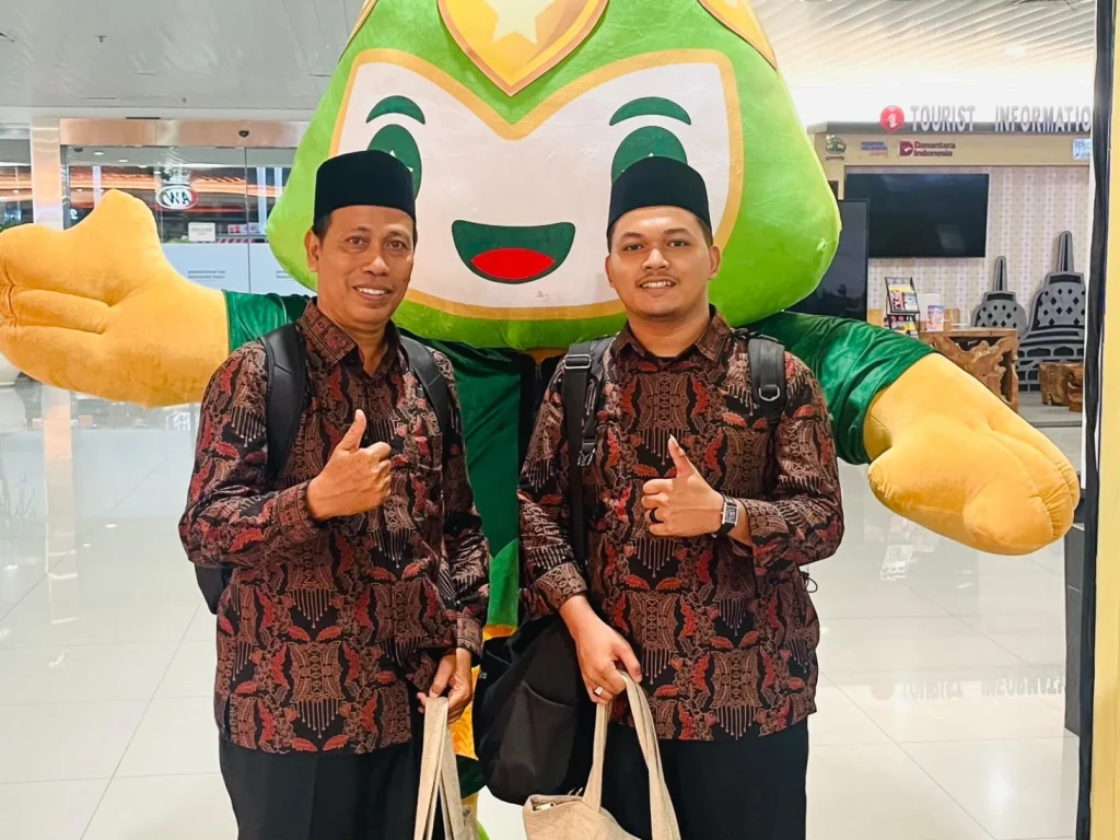 Qaisal Ridha, kafilah Provinsi Aceh, berhasil melaju ke babak final cabang Seni Kaligrafi Al-Qur’an golongan Kaligrafi Digital Putra pada Musabaqah Tilawatil Qur’an (MTQ) Nasional XXXI Tahun 2026 di Kota Semarang, Jawa Tengah